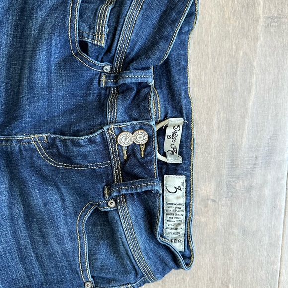 INDIGO REIN super stretch Skinny Jean with light distressing detail - Picture 2 of 4